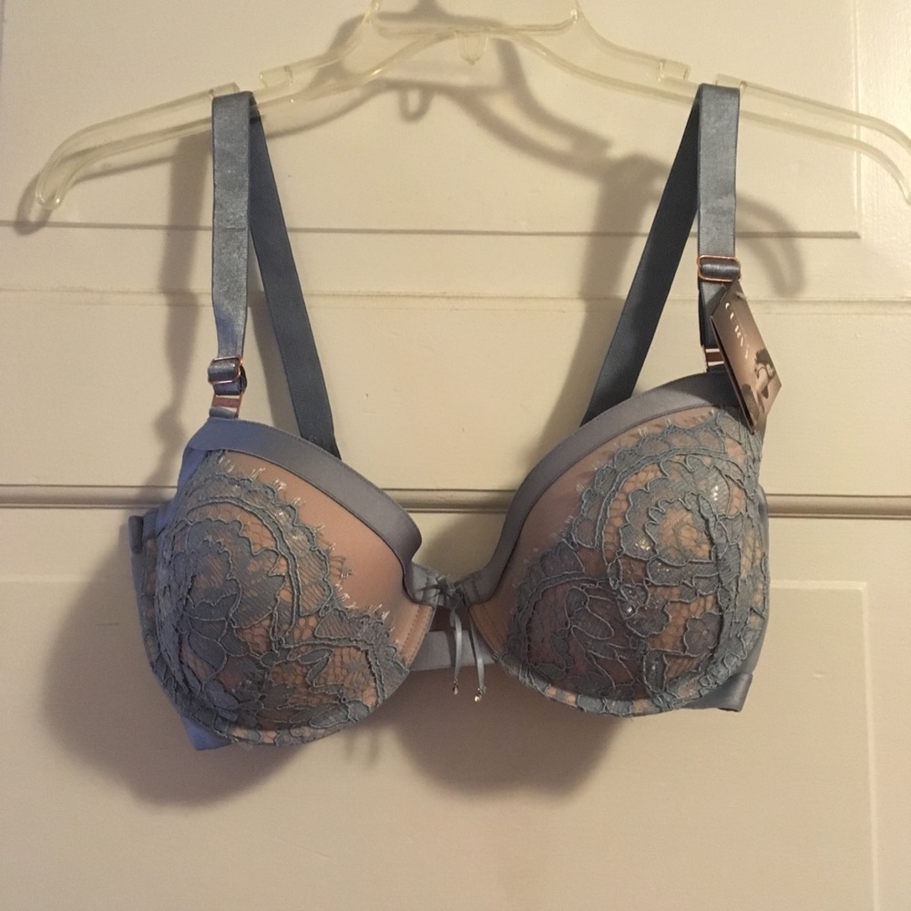 NWT Smart & Sexy